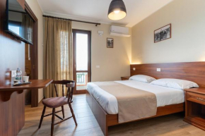 B&B Gusto West